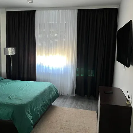 Apartament Celine Pitesti Exterior photo
